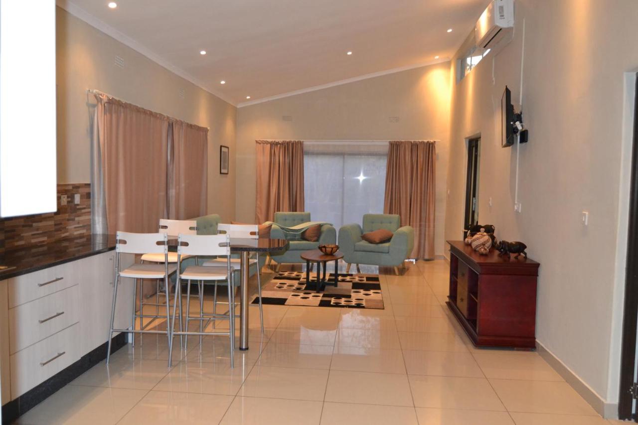 Chobe Sunset Chalets Lesoma 외부 사진