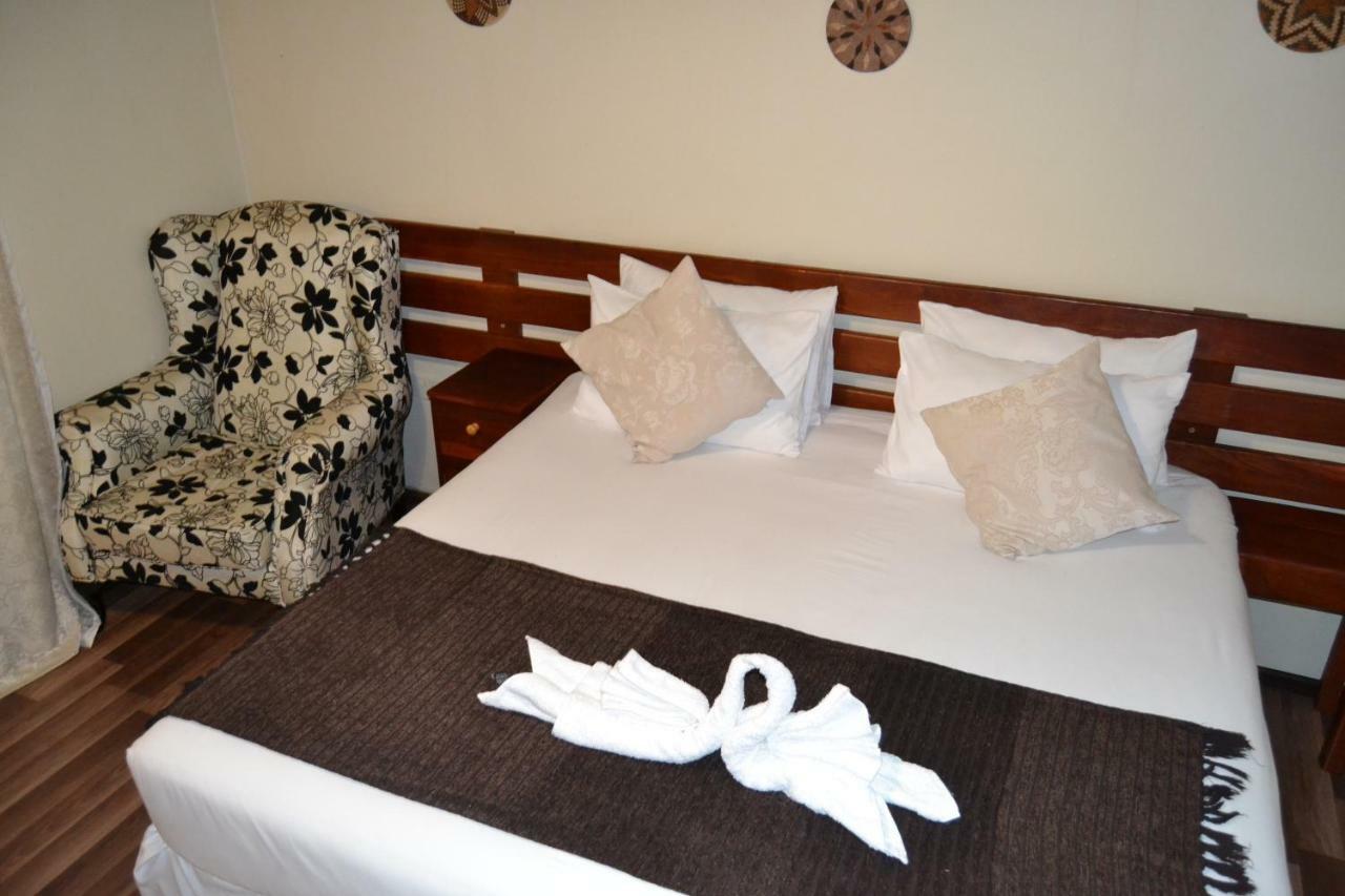 Chobe Sunset Chalets Lesoma 외부 사진