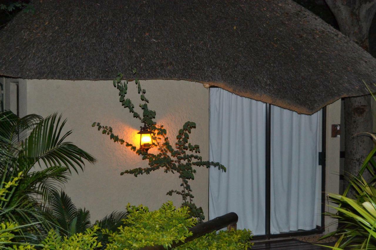 Chobe Sunset Chalets Lesoma 외부 사진